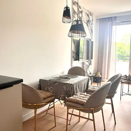 Gold Sleep Nowy Z Jacuzzi Na Wylacznosc Lejlighed